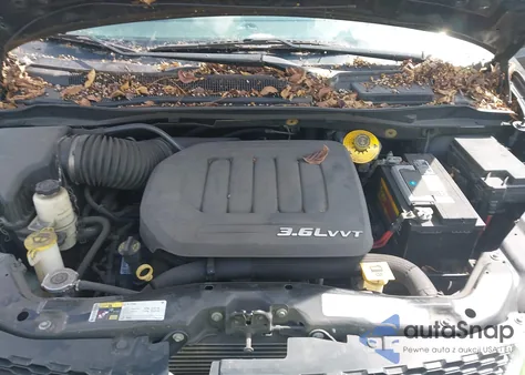 2017 Dodge Grand Caravan Sxt из США, поврежденный, VIN 2C4RDGCG8HR851820